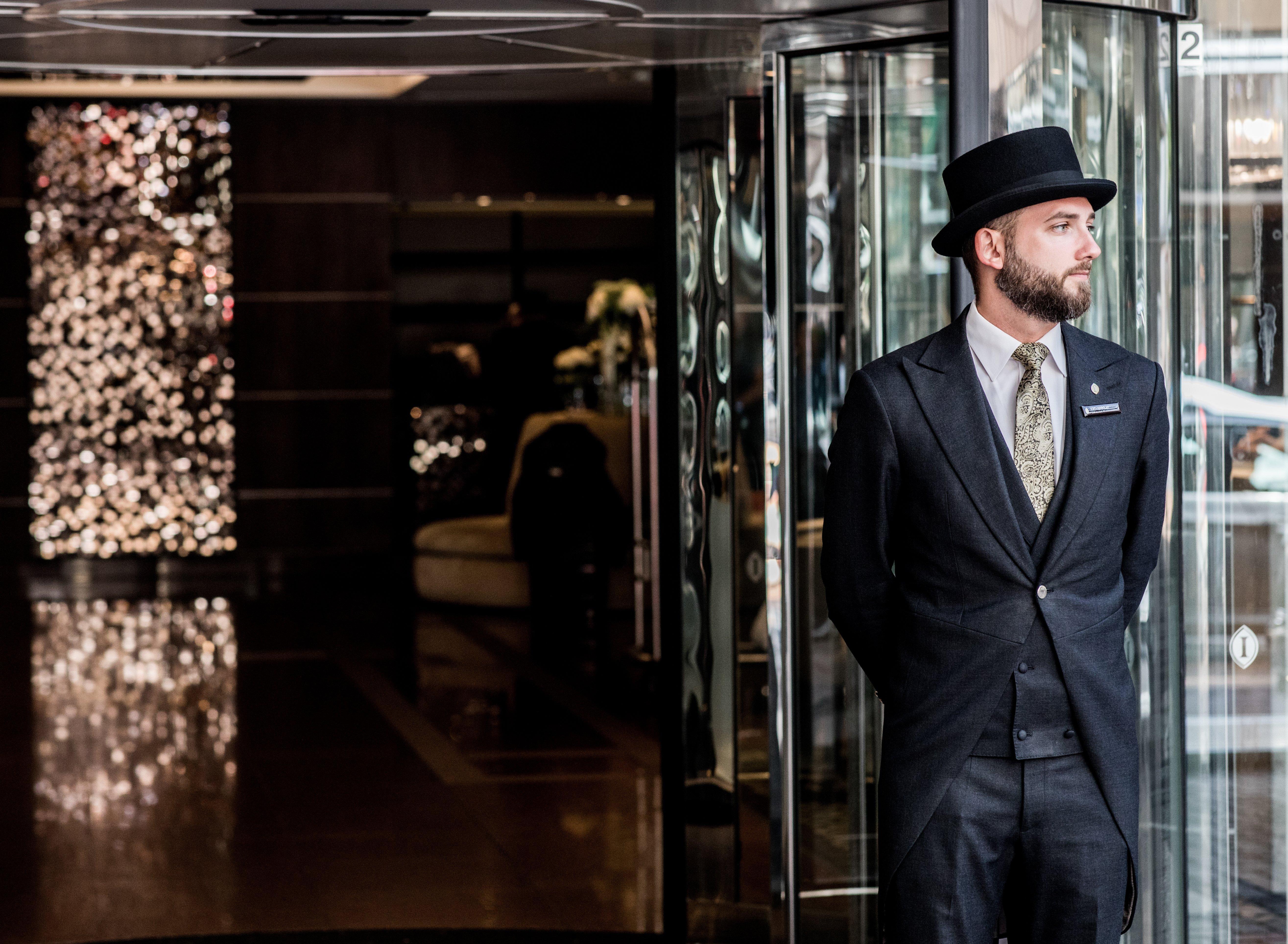 Intercontinental Wellington By Ihg Hotell Eksteriør bilde Concierge at the Mandarin Oriental, Munich