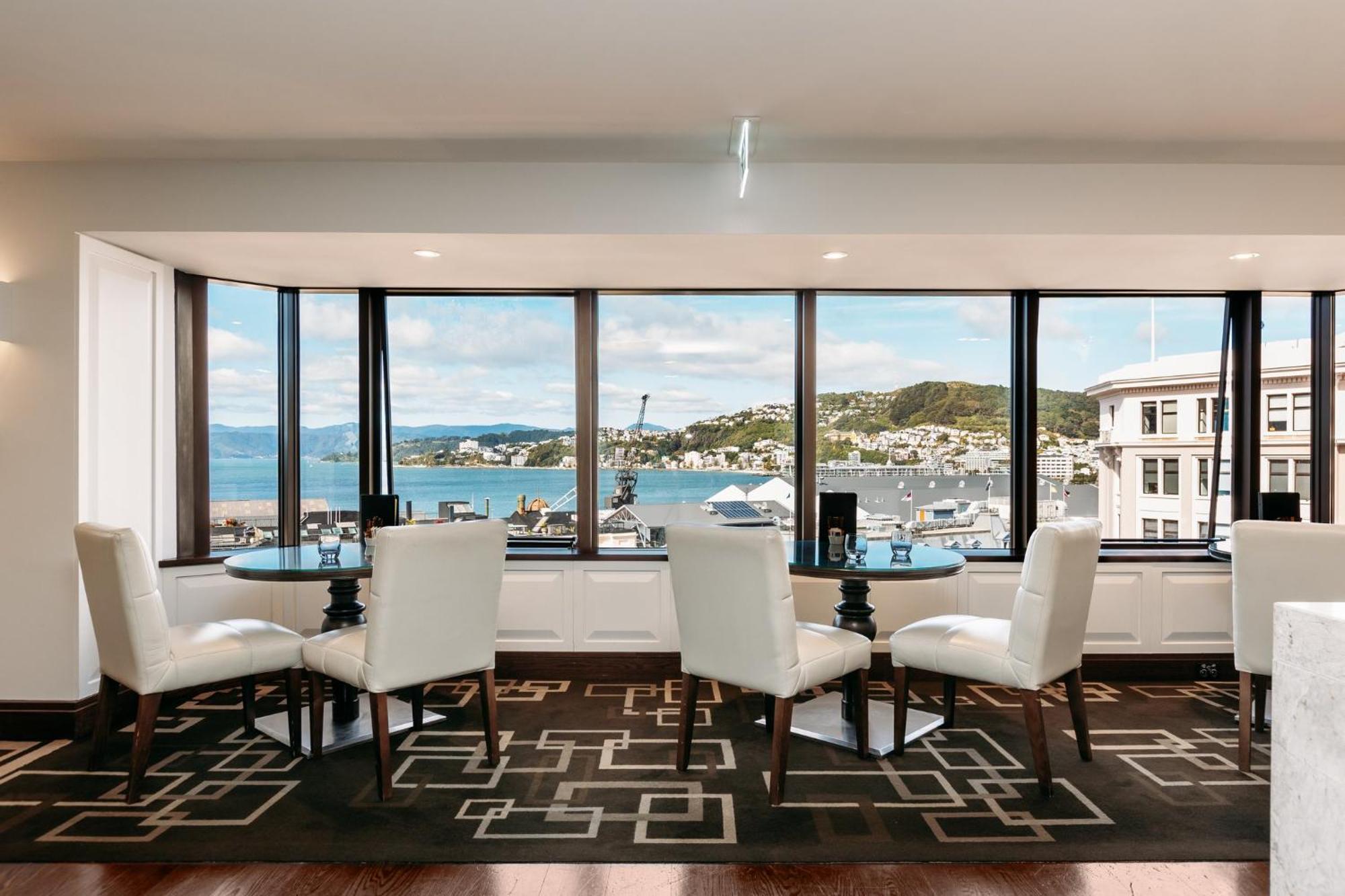 Intercontinental Wellington By Ihg Hotell Eksteriør bilde A dining room in a penthouse apartment
